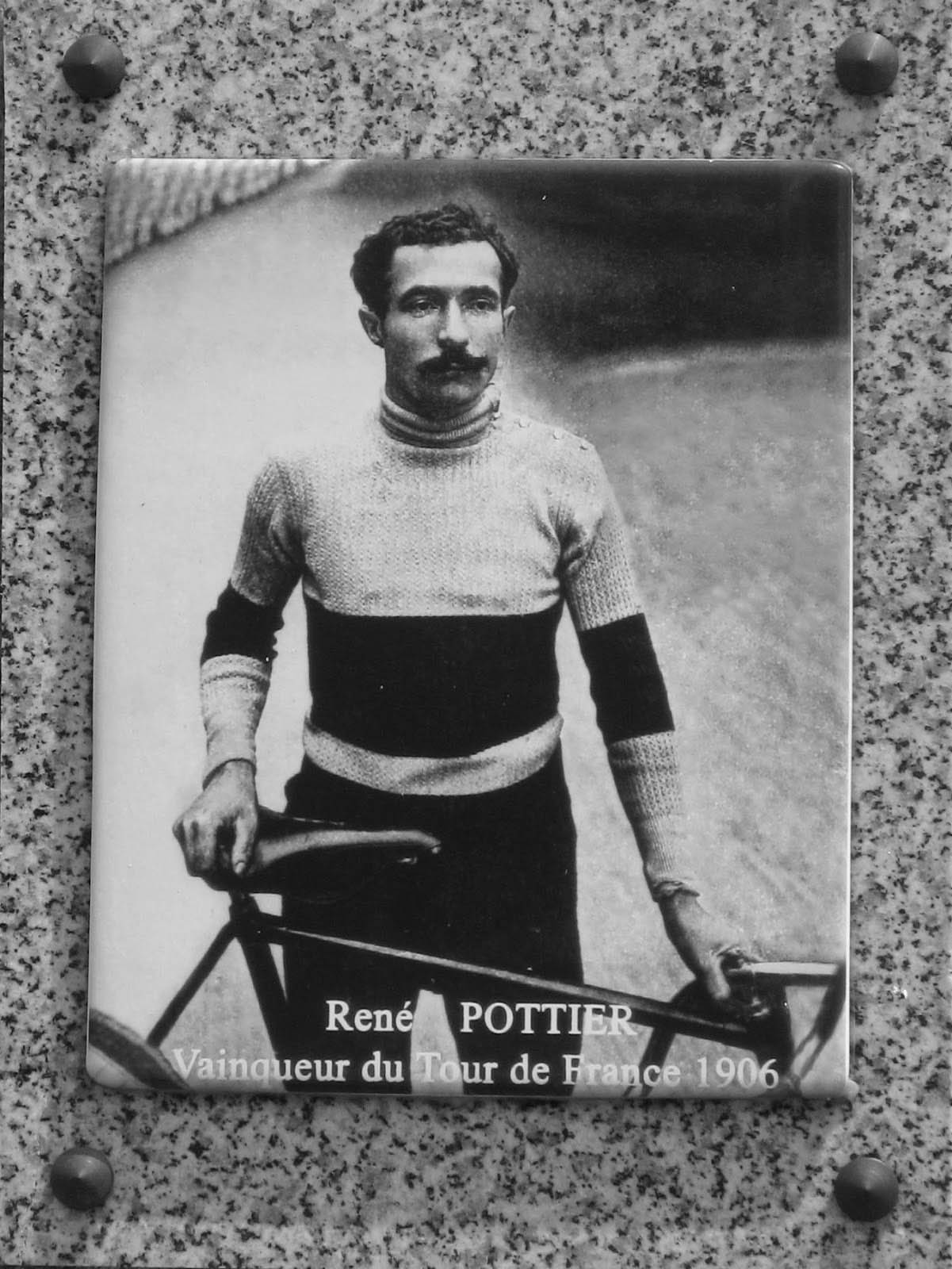 4 Rene Pottier A.jpg