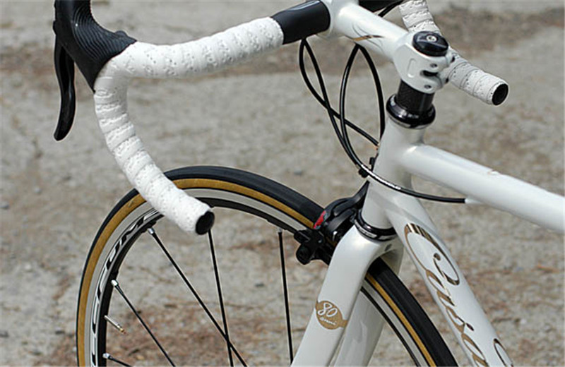 Casati-Campagnolo-80th-Anniversary-Edition-handlebar.jpg