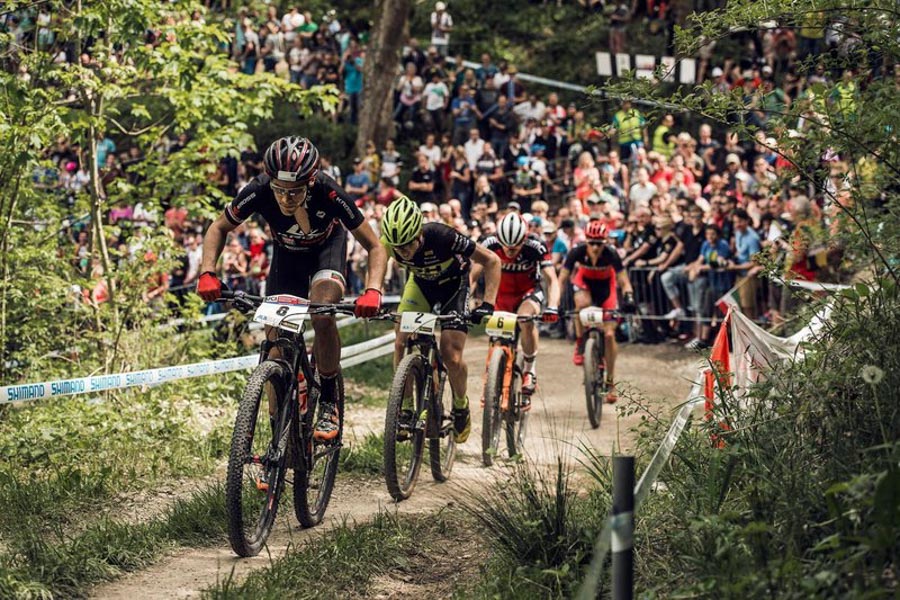 riders-climbing-a-steep-ascent-at-uci-xco-world-cup-rd-2-in-albstadt-germany.jpg