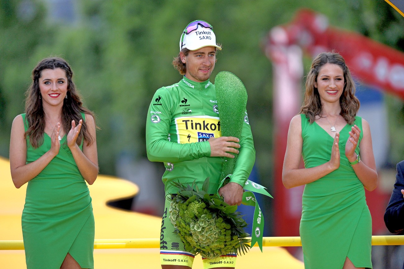 Peter-Sagan-green-jersey-podium-Tour-de-France-2015-pic-Sirotti.jpg