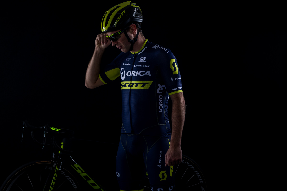 Orica-SCOTT_Team_RC_color_Athlete_2017_SCOTT-Sports_4477.jpg