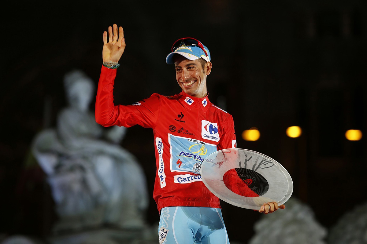 sdut-italian-fabio-aru-wins-spanish-vuelta-for-1st-2015sep13.jpg