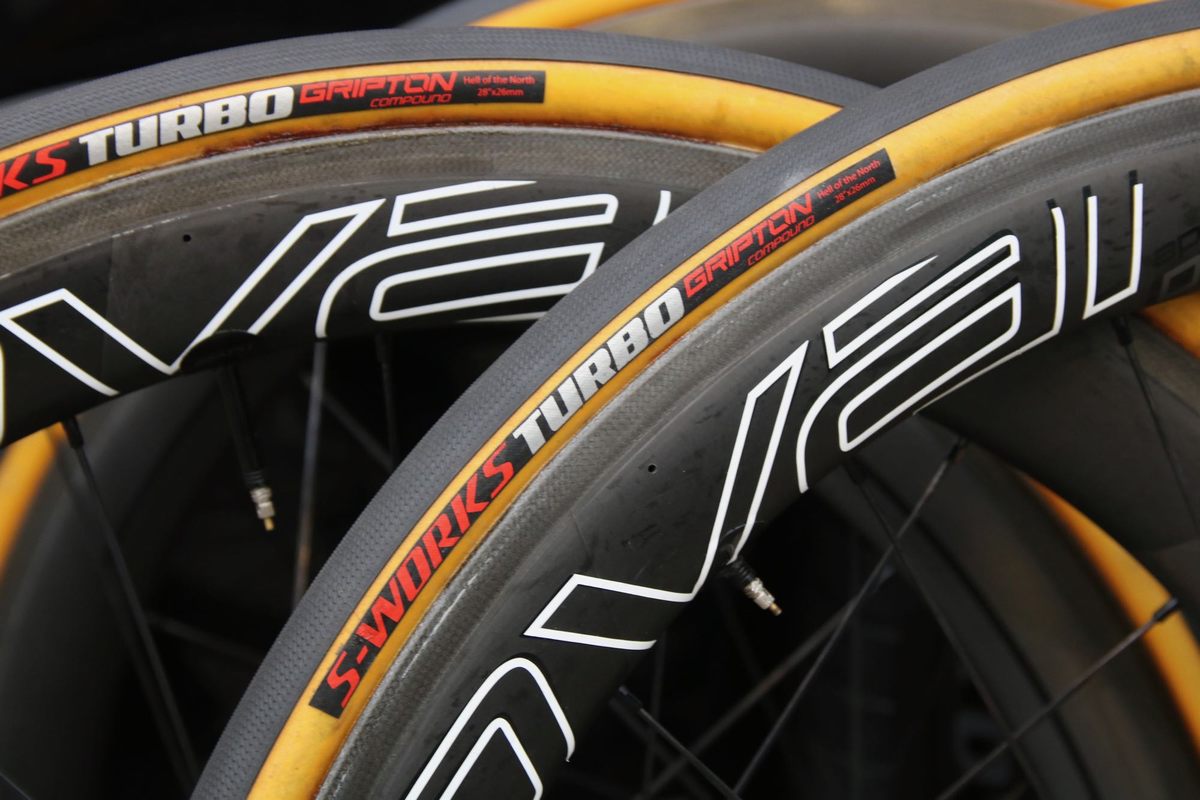specialized-tyres-1.jpg