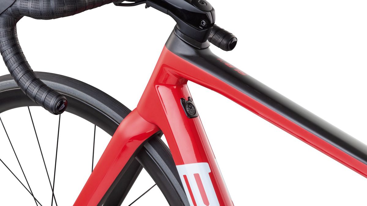 bmc-teammachine-slr01---3-1496186334495-i1ximt4ga6li-1260-708.jpg