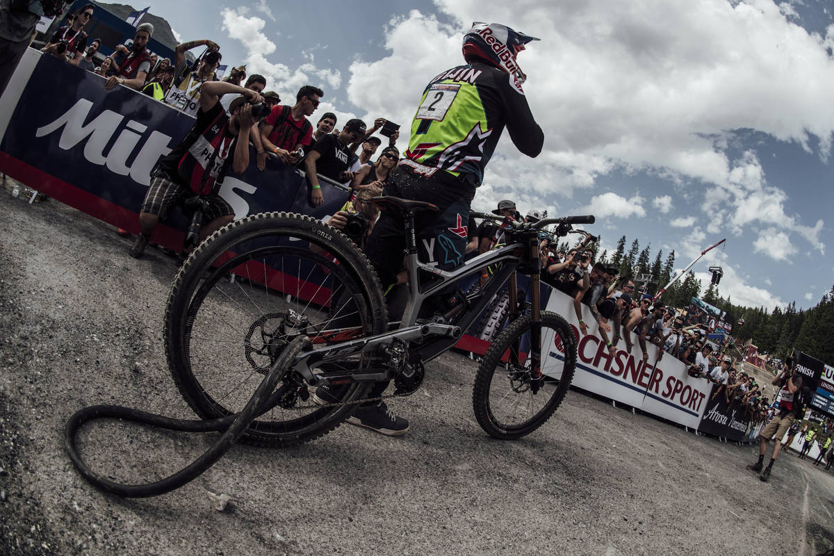 Aaron-Gwin-seen-after-the-race-at-UCI-DH-World-Cup-in-Lenzerheide-Switzerland-on-July-8th-2017.jpg