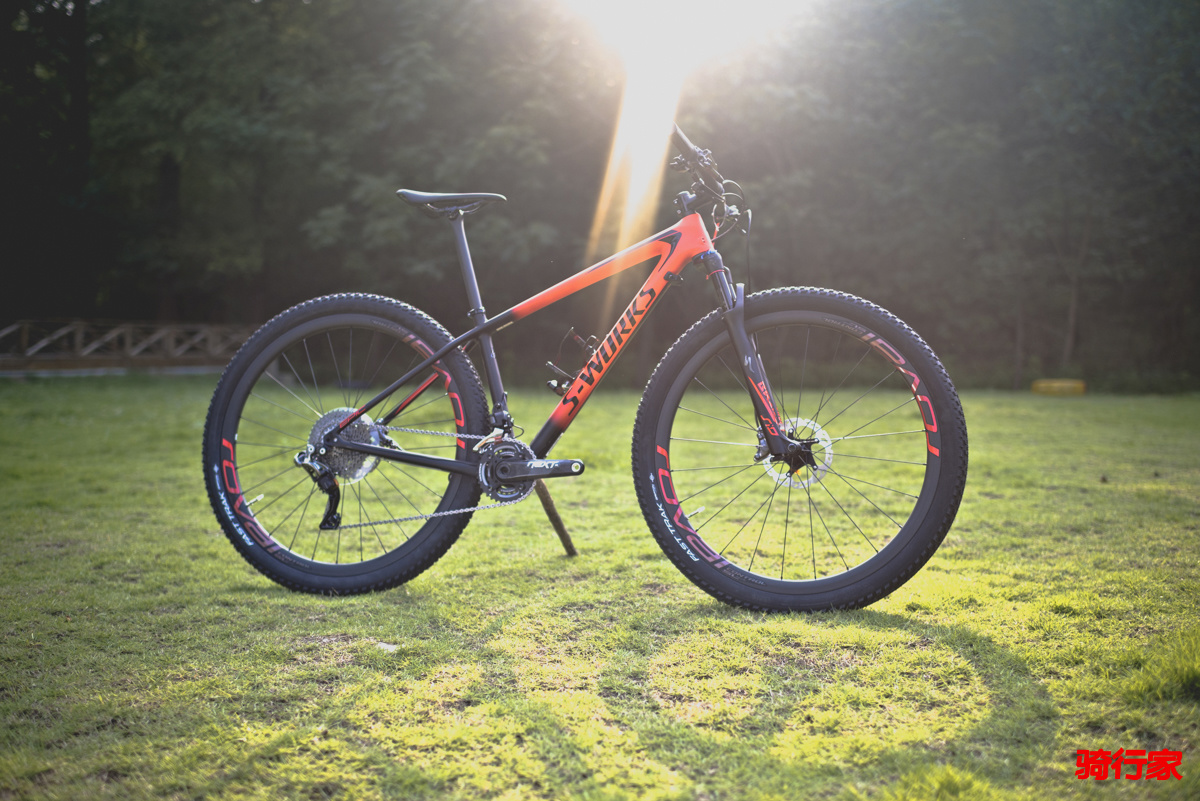 YZ107.jpg