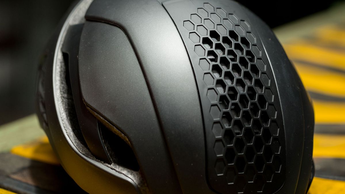 RCUK100-Lazer-Bullet-helmet-4.jpg