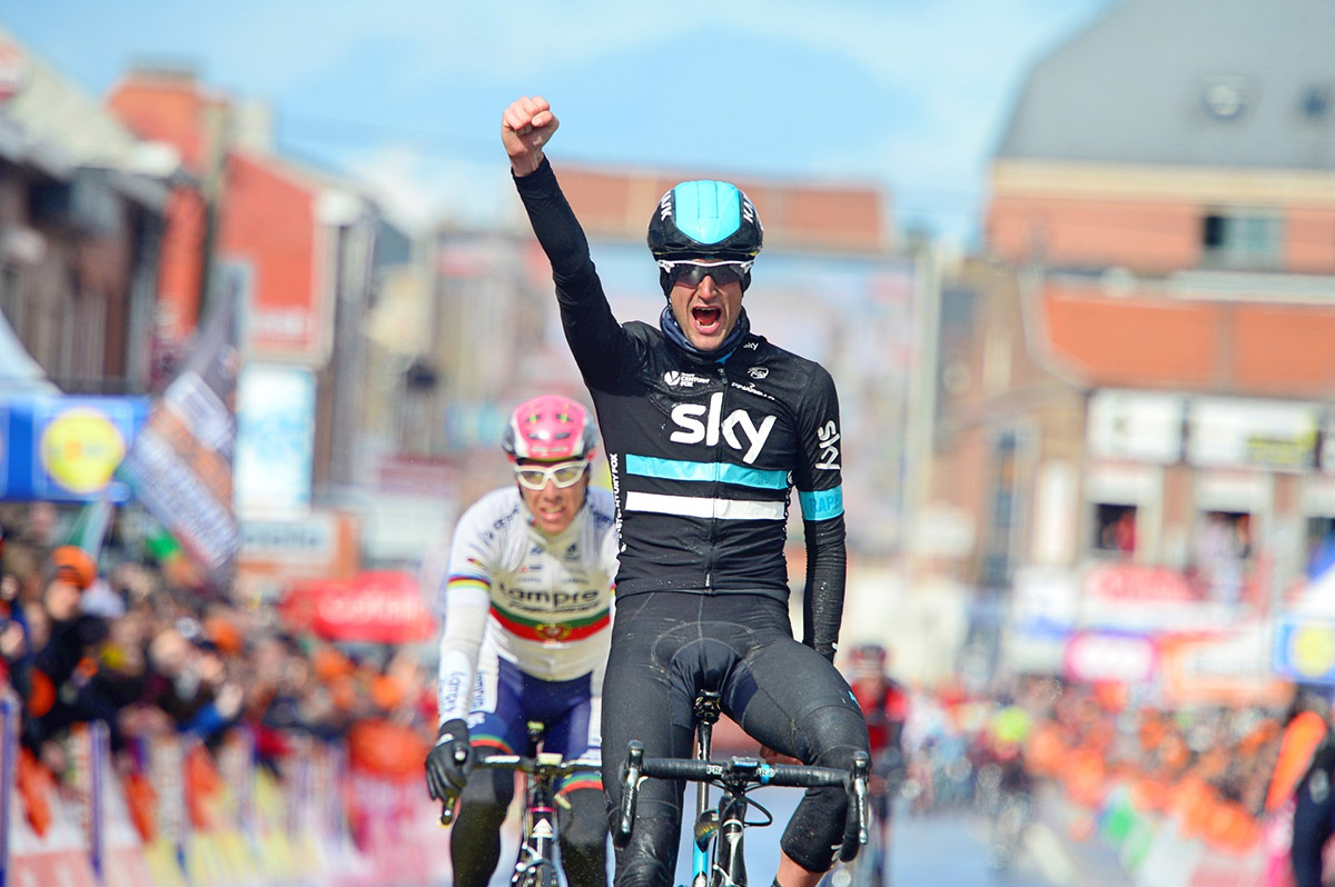 Wout-Poels-Team-Sky-salute-Liege-Bastogne-Liege-2016-pic-Sirotti.jpg