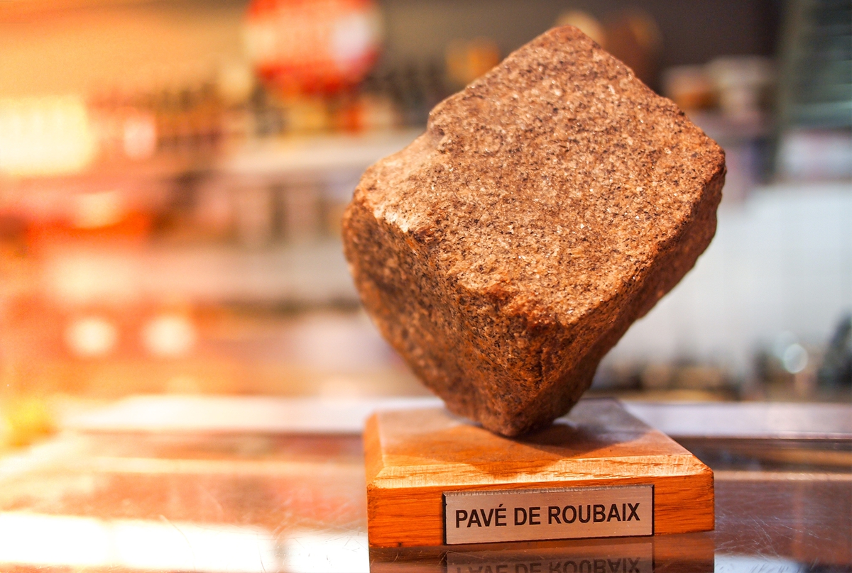 Pave de roubaix.jpg