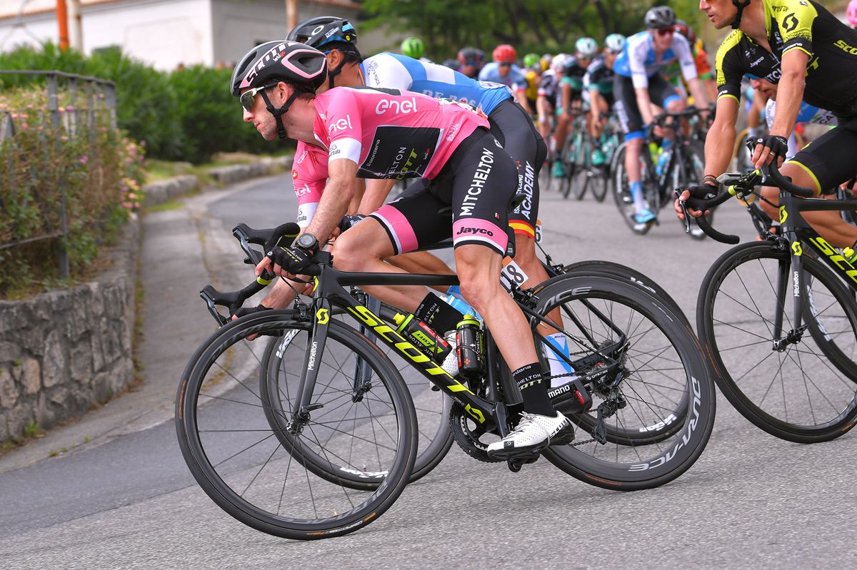 Simon_Yates_Giro_d_Italia.jpg