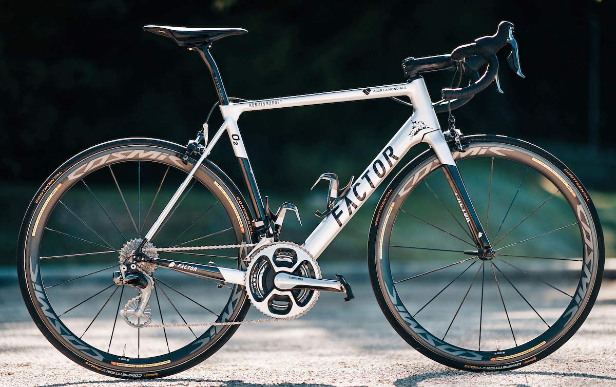 CeramicSpeed-Victory-Edition-OSPW-contest_Factor-O2-road-bike_Romain-Bardet_Tour-de-France.jpg