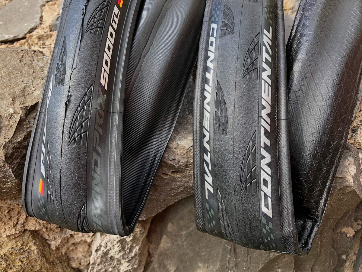 Continental-GP5000TL_Grand-Prix-GP-5000-TL_tubeless-road-all-around-performance-road-bike-tire_also-GP5000-clincher-versions.jpg