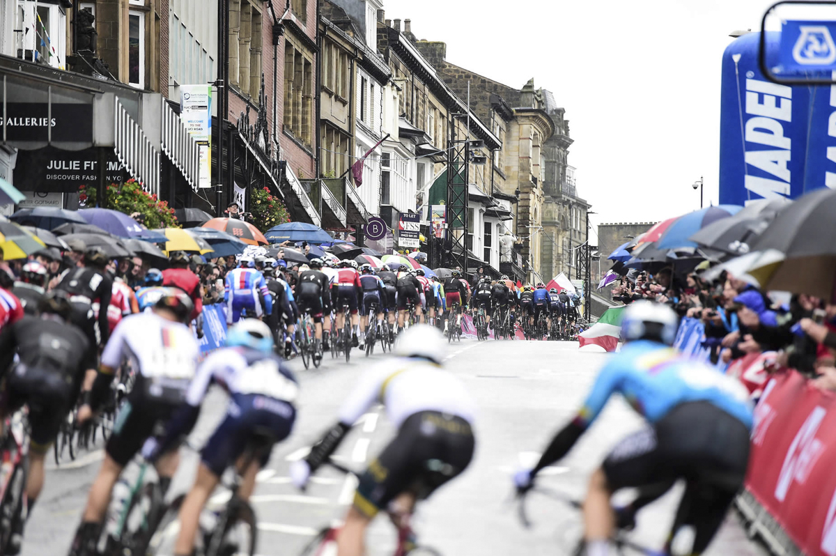 the-peloton-ride-up-parliament-street.jpg