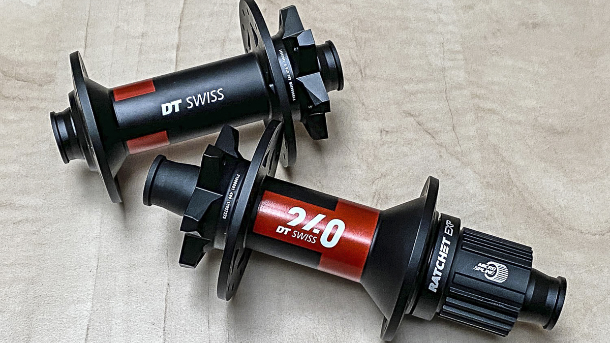 New-2020-DT-Swiss-240-hubs_updated-lighter-stiffer-more-durable-benchmark-DT-240-road-mountain-bike-hubset_with-Ratchet-EXP-star-ratchet-engagement.jpg