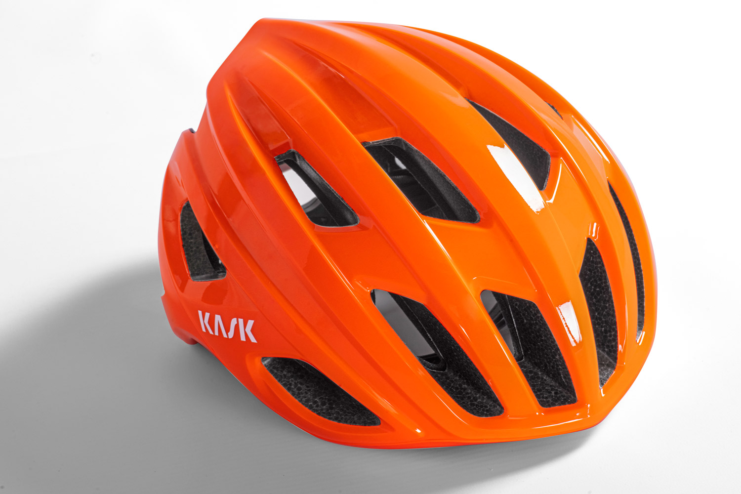 Kask-Mojito3-road-helmet_updated-redesigned-lightweight-fully-vented-semi-aero-road-bike-helmet_emotional.jpg