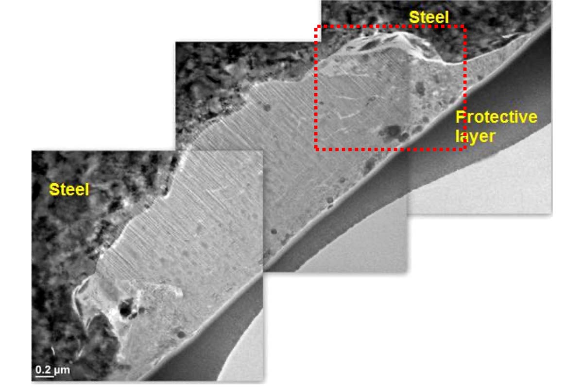 Silca-Synergetic-Wet-Lube_wax-speed_wax-efficiency_oil-simplicity_synergetic-microscope-detail.jpg