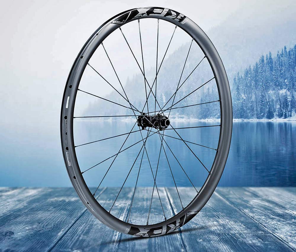 FSA-KFX-i25-carbon-XC-MTB-wheelset_winter-tease.jpg