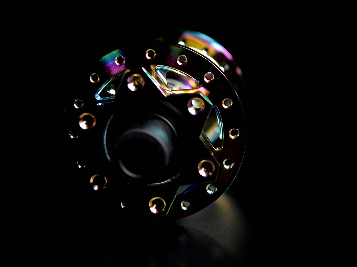 DT-Swiss-240-Oil-Slick-Limited-edition-mountain-bike-hubs_6-bolt-IS-standard-disc-brake.jpg