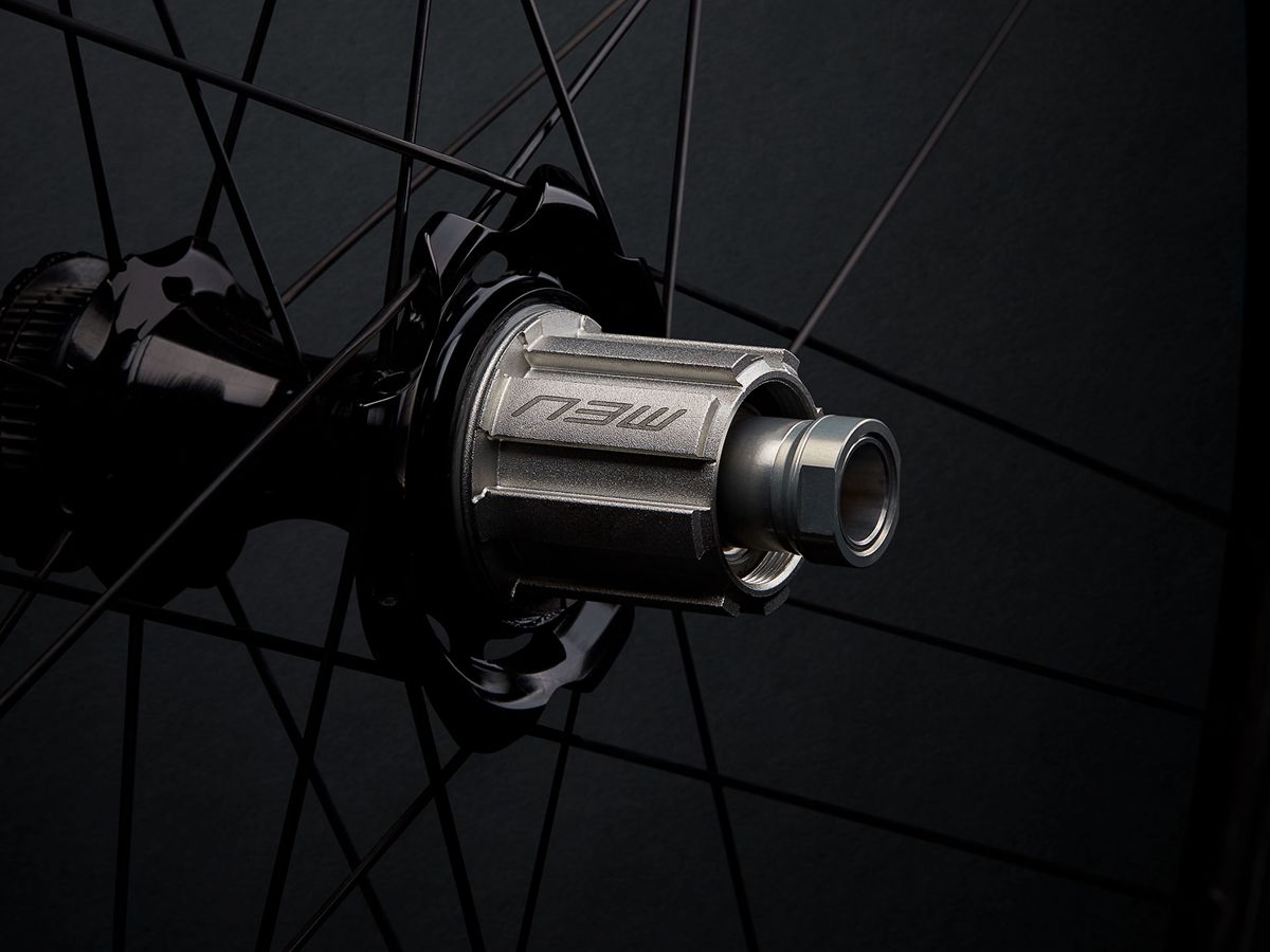 campagnolo-bora-ultra-wto-wheelset-n3w-angled_副本.jpg