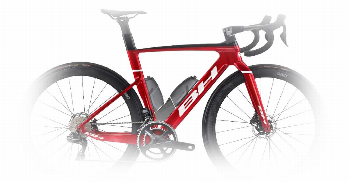 2022-BH-Aerolight-lightweight-aero-carbon-all-rounder-road-bike_Hydration-toolbox.jpg