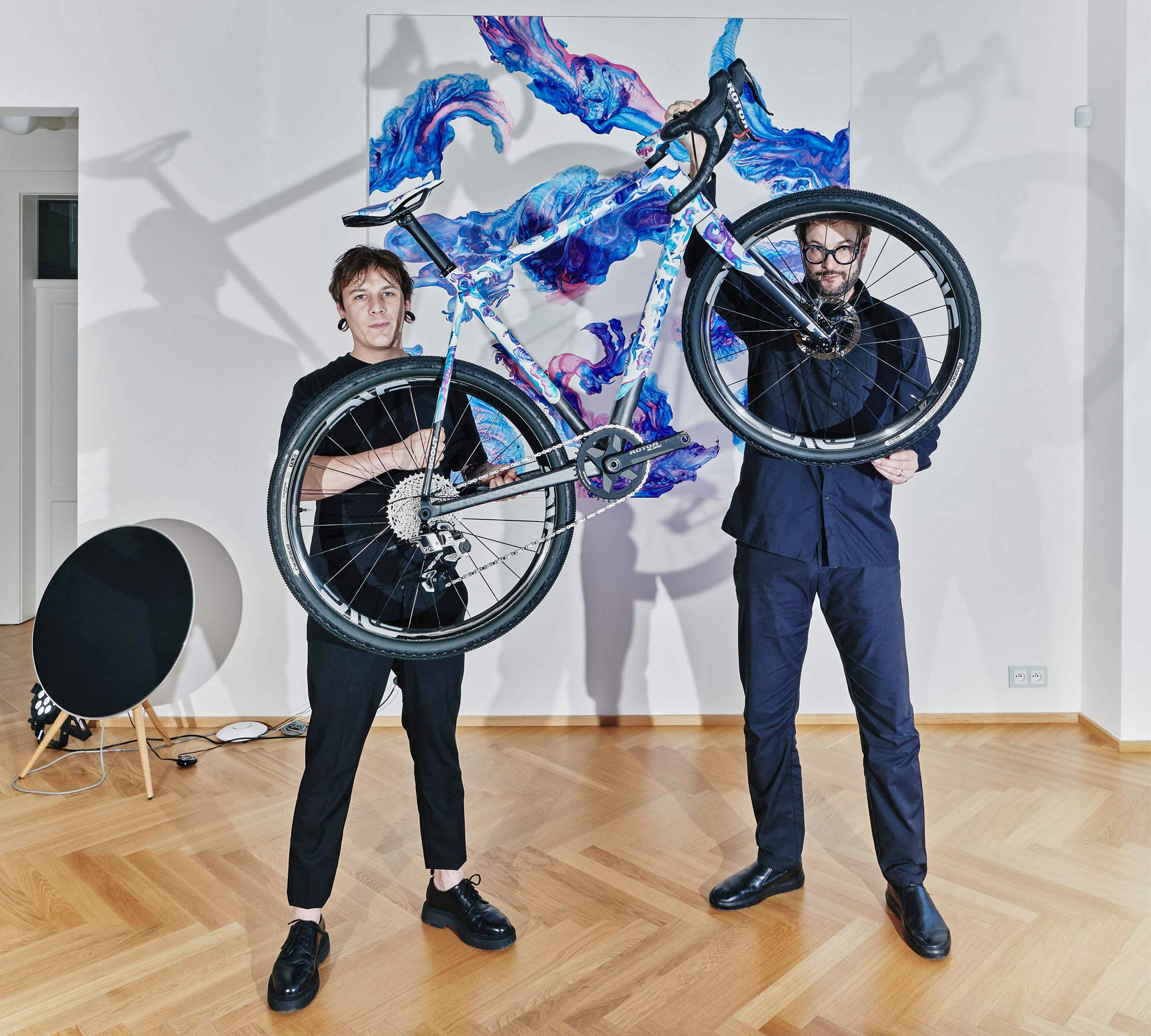 Festka-Scout-Ondrash-Kasparek-custom-artist-series-collab-carbon-gravel-bike_OK-studio.jpg