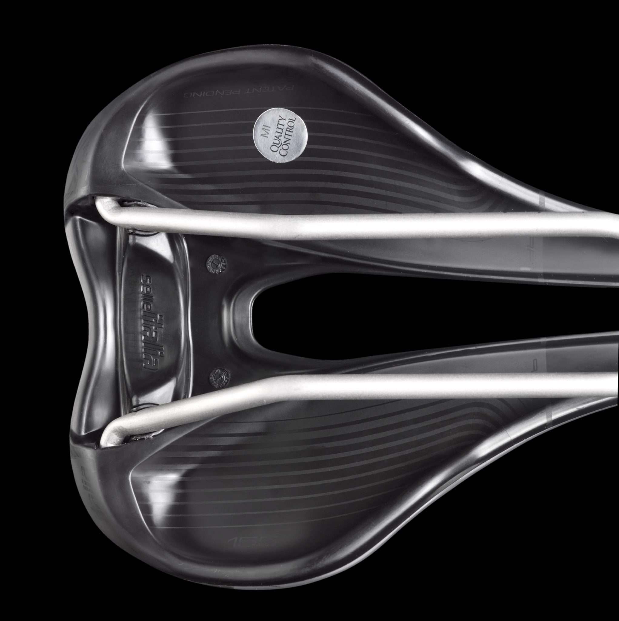 SELLE-ITALIA_2021_X-Bow_close-up-4-2043x2048.jpg