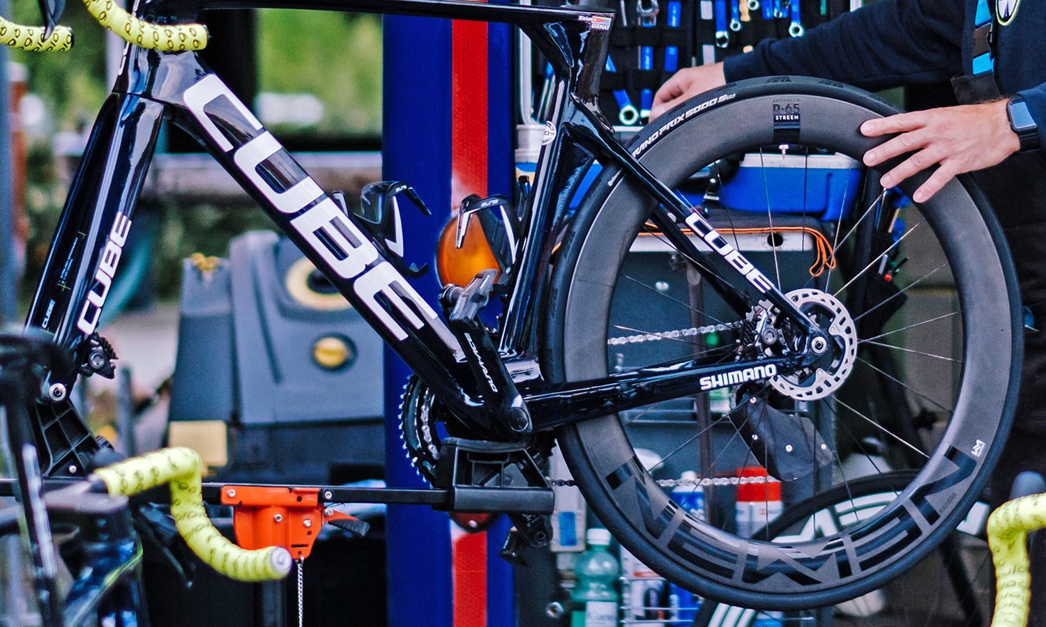 CeramicSpeed-Aero-OSPW-prototype_Intermarche-Wanty-Gobert-team_Giro-2022-photo-by-Alessandro-Volders-CyclingMedia-Agency_Cube-Litening_non-driveside.jpg
