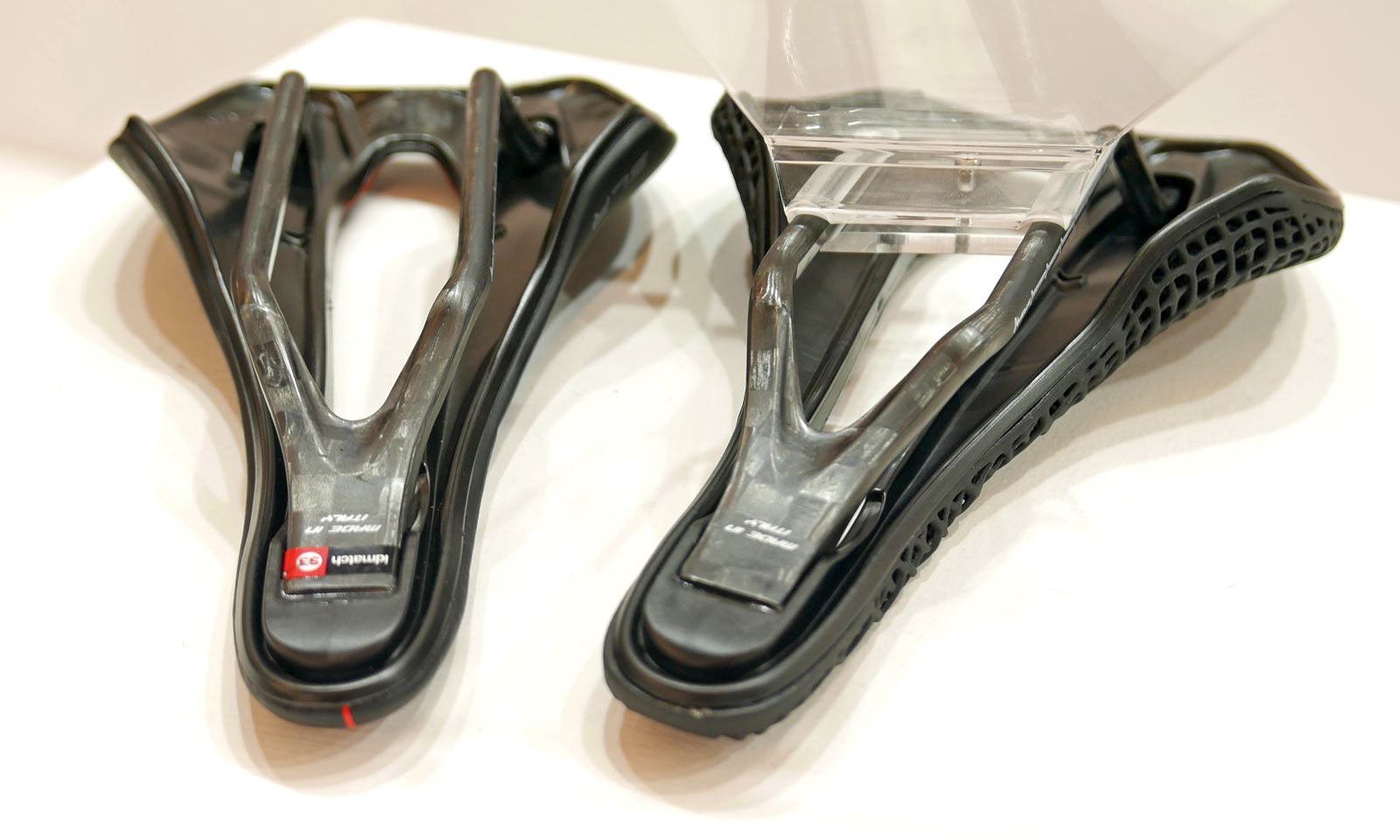 Selle-Italia-SLR-Boost-3D-printed-road-bike-saddle_Eurobike-underside.jpg