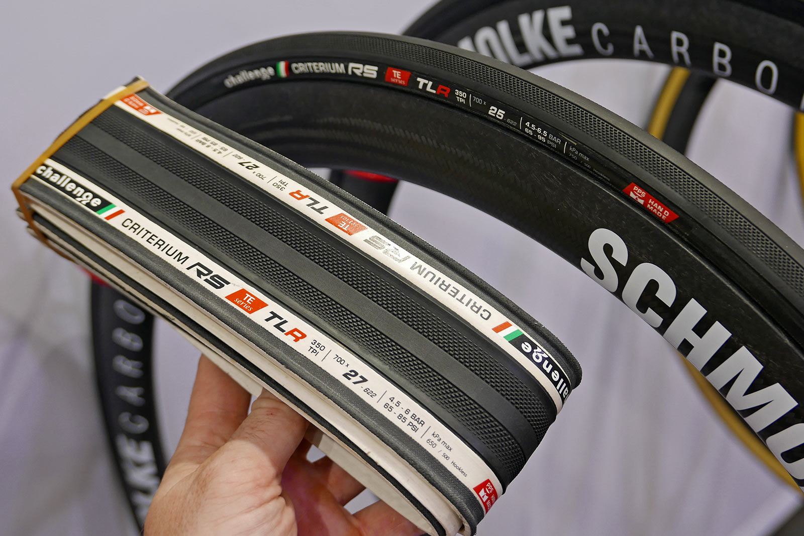 Challenge-Criterium-RS-hookless-tubeless-road-tires.jpg