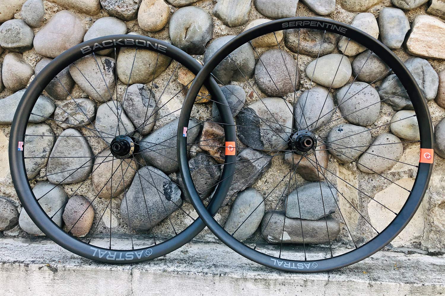 Astral-wide-MTB-rims-wheels_275-Backbone_29-Serpentine_aluminum-alloy-carbon-mountain-bike-wheels_Made-in-the-USA-by-Rolf-Prima_American-made-carbon-wheels.jpg