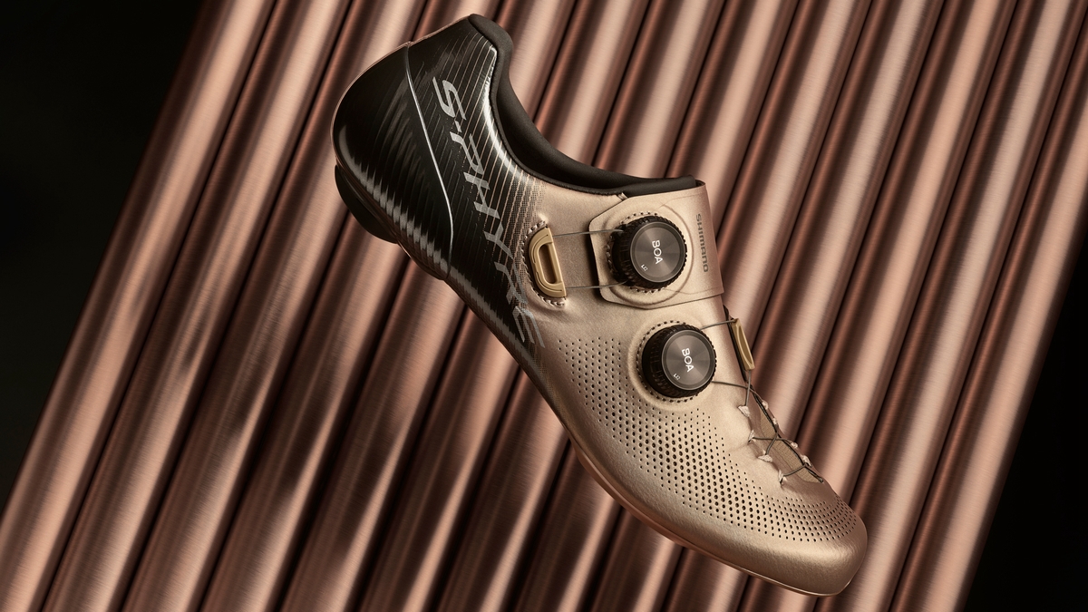 禧玛诺发布特别版涂装香槟色旗舰版RC903S公路骑行鞋