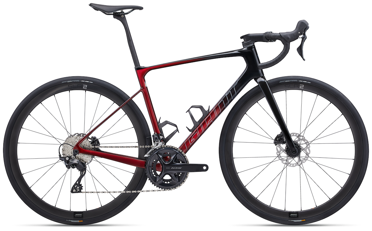 Pro 2 ｜ MY24 Defy Advanced Pro 2_Color A Carbon_Sangria_副本.jpg