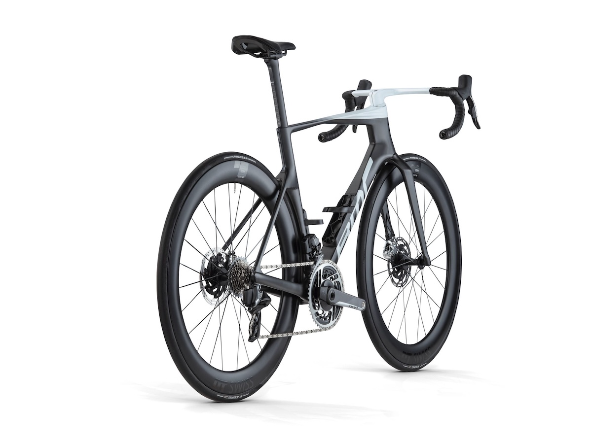 TEAMMACHINE R 01 LTD cbn wht wht back.jpg