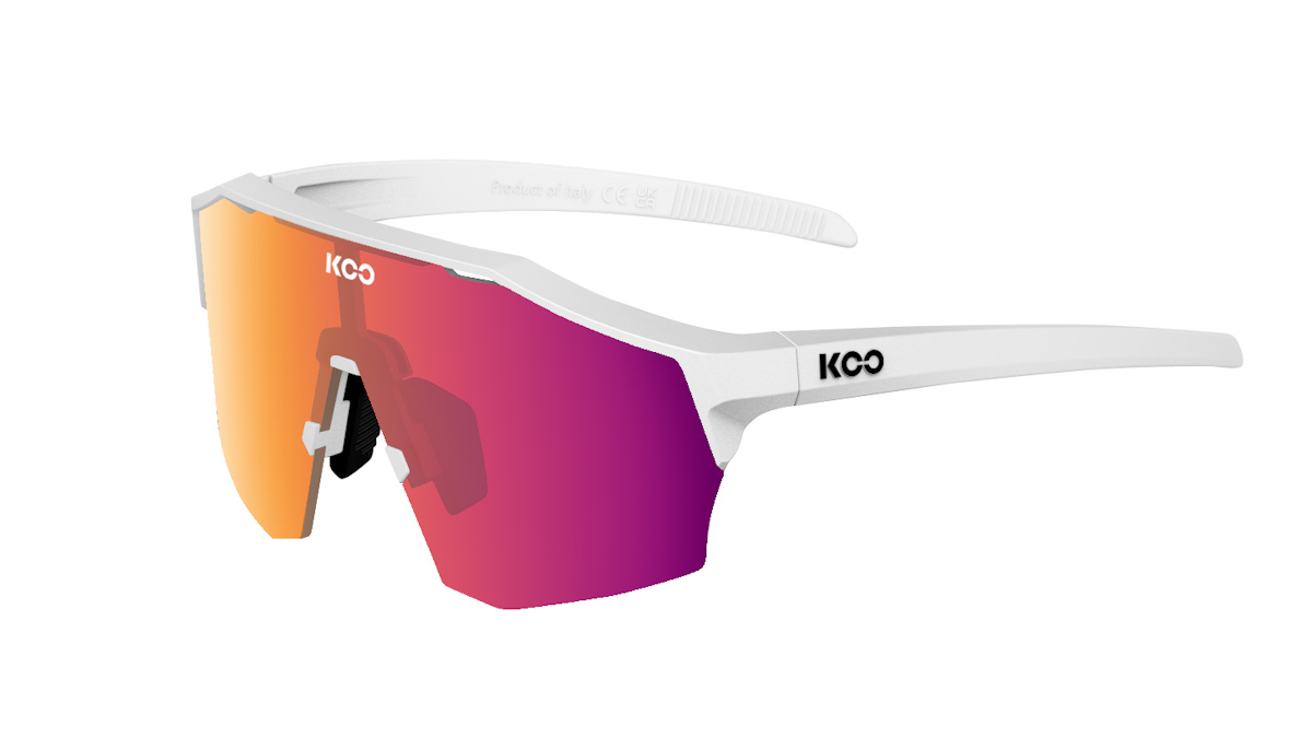 KOO-ALIBI-sunglasses-white-fuchsia-PC-lens.jpg