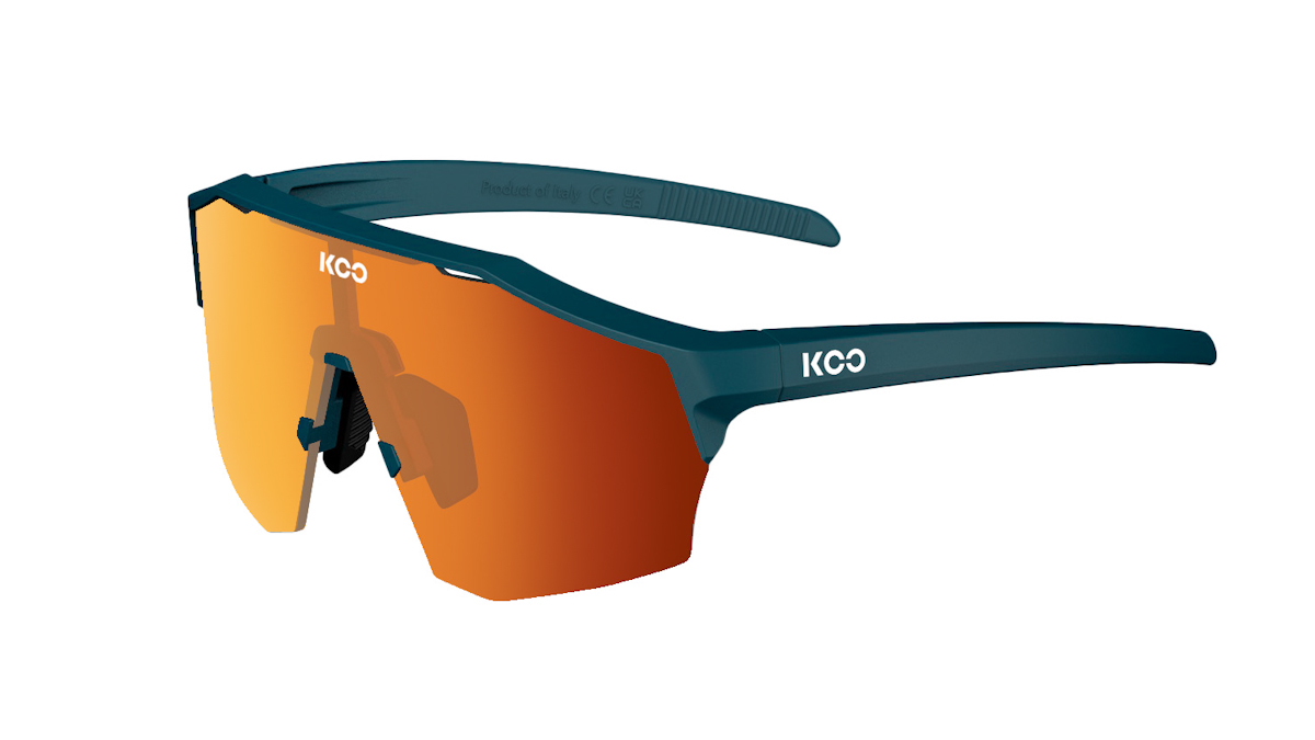 KOO-ALIBI-darkblue-red-photochromic.jpg