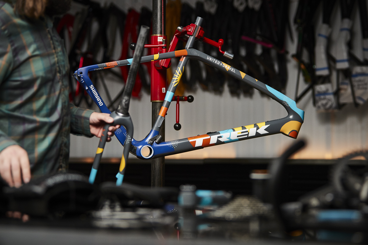 Shimano_Bike_Build 1.jpg