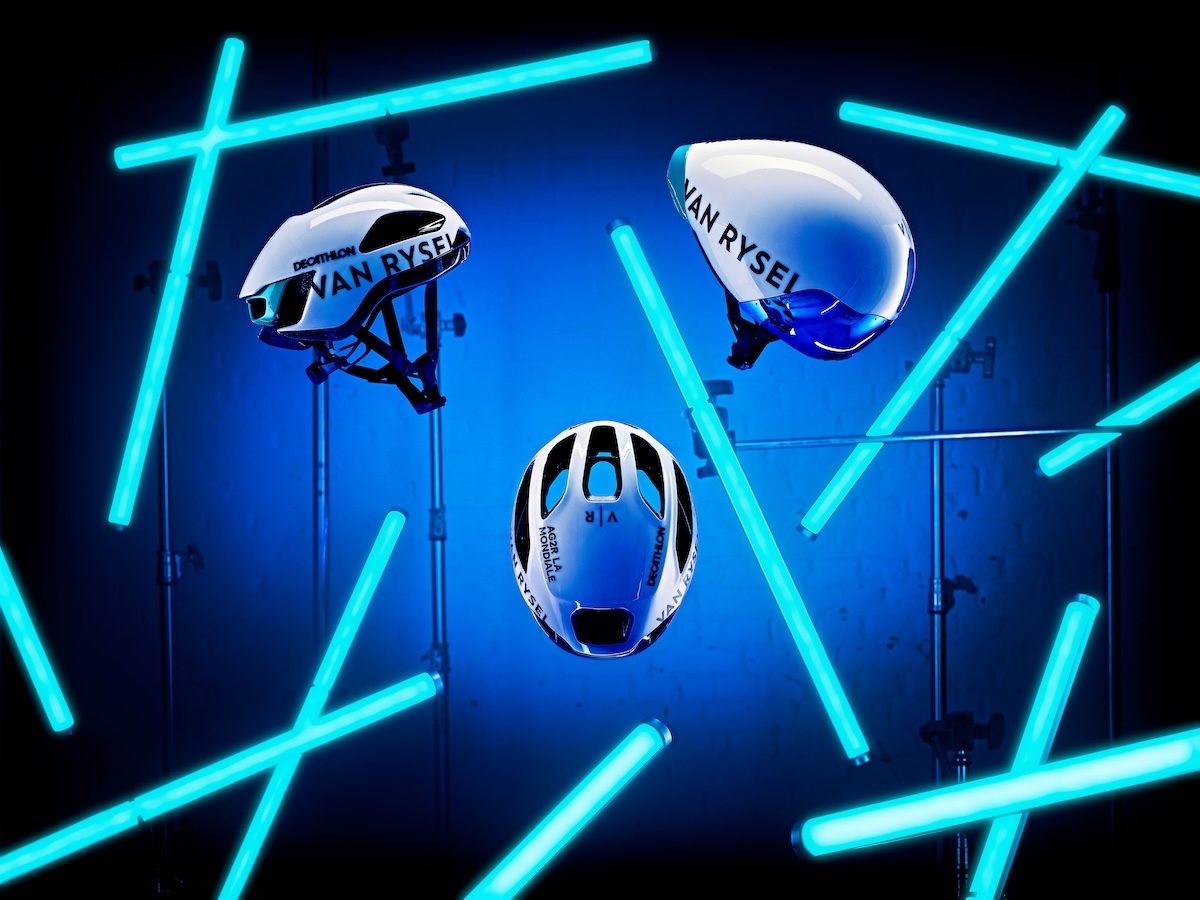 HELMETS DAT - NEON.jpg