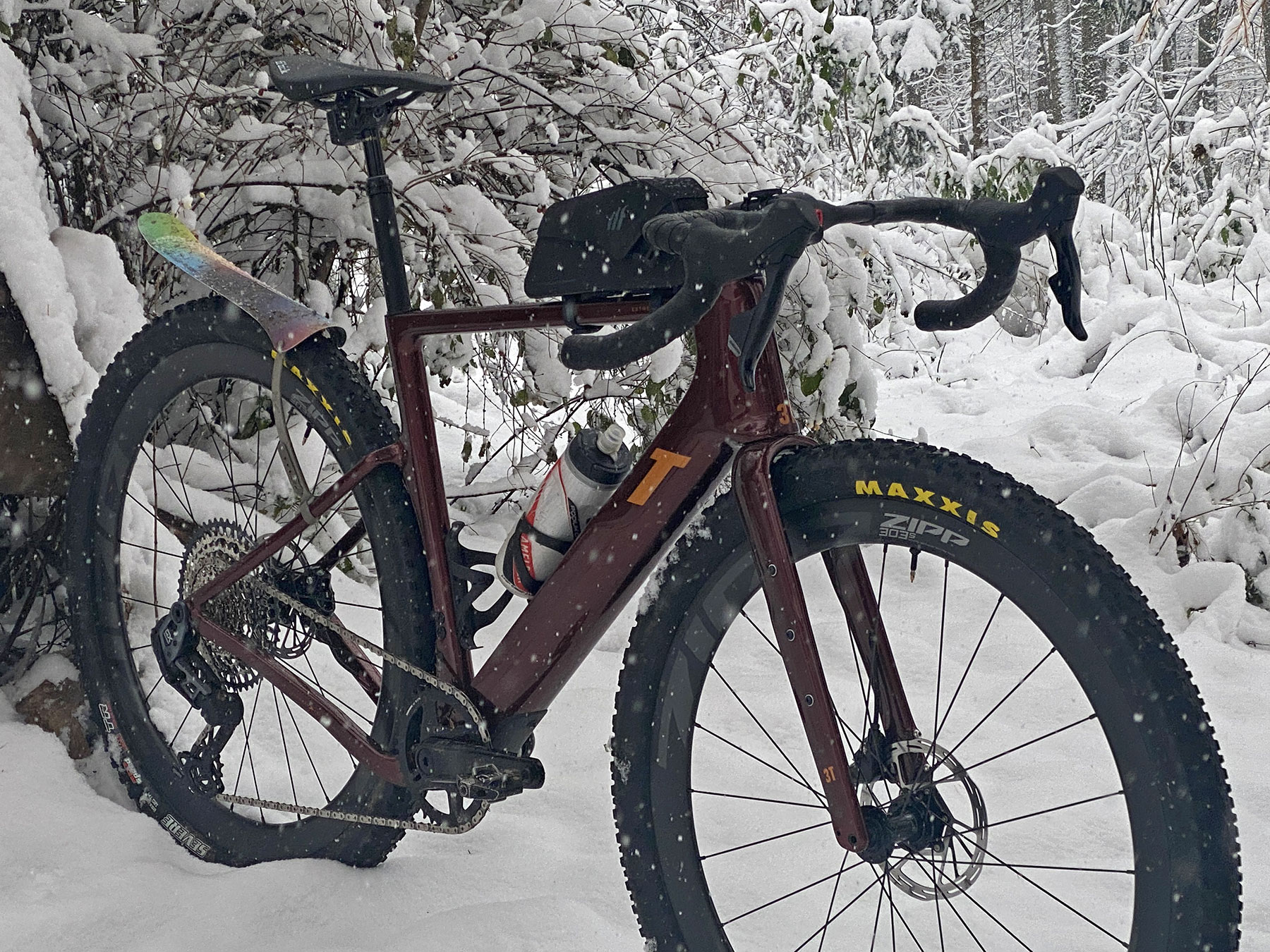 3T-Extrema-Italia-Integrale_new-carbon-fat-tire-29er-aero-adventure-gravel-bike-made-in-Italy_gravel-snow-bike.jpg