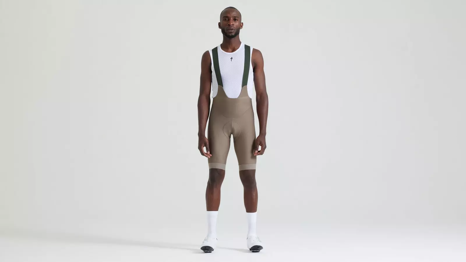 64523-040_APP_PRIME-BIB-SHORT-MEN-GUN_HERO.jpg