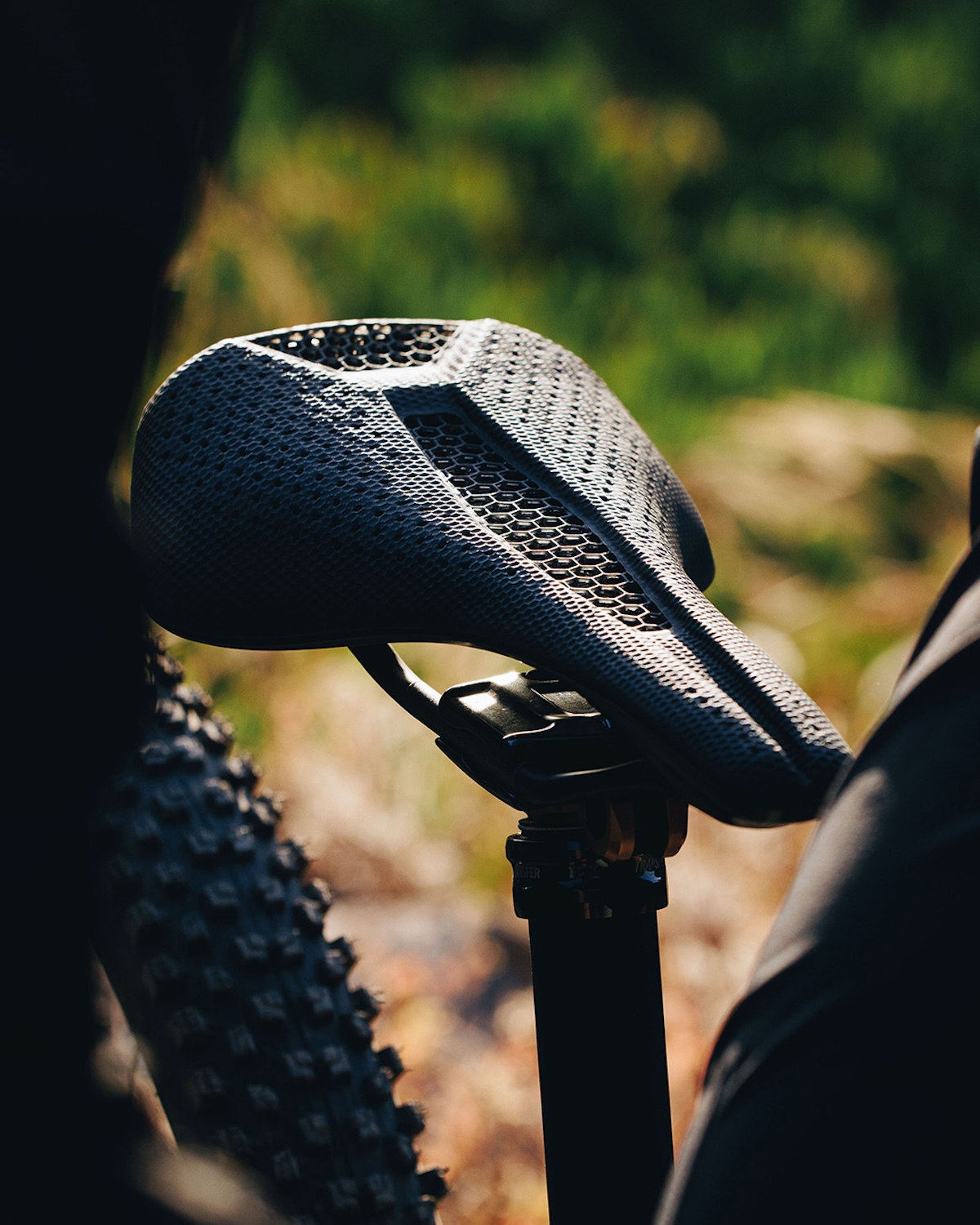 MTB-3859_SW Phenom Saddle_Social_Product_4_5_03.jpg