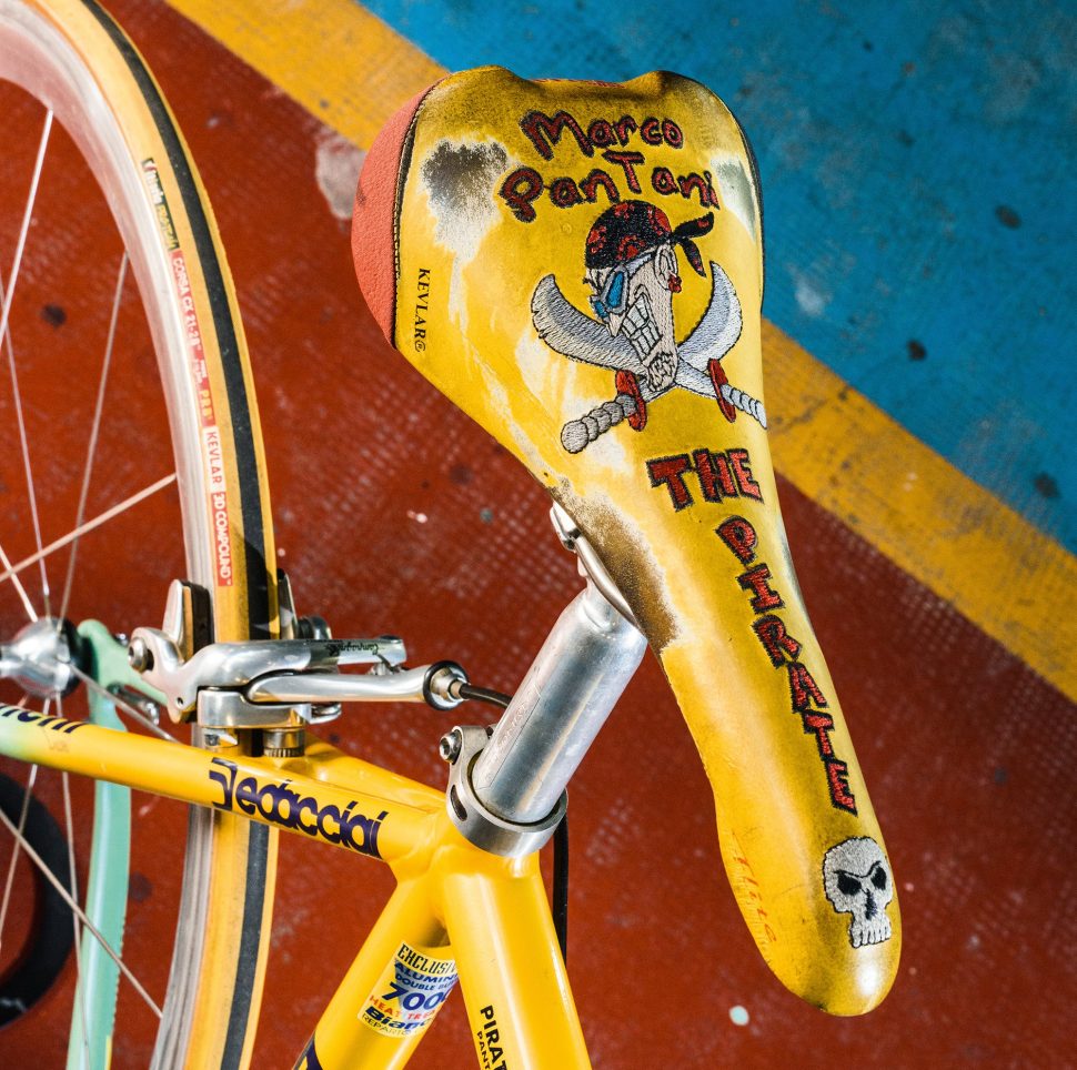 classic_bikes_bianchi_03_marco_pantani_mega_pro_3-970x964.jpg