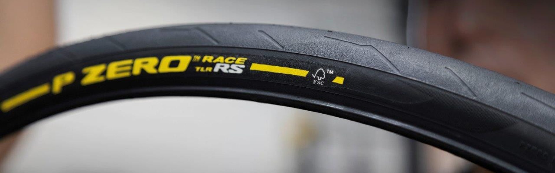 1920_pirellipzeroracersfscregcer.jpg