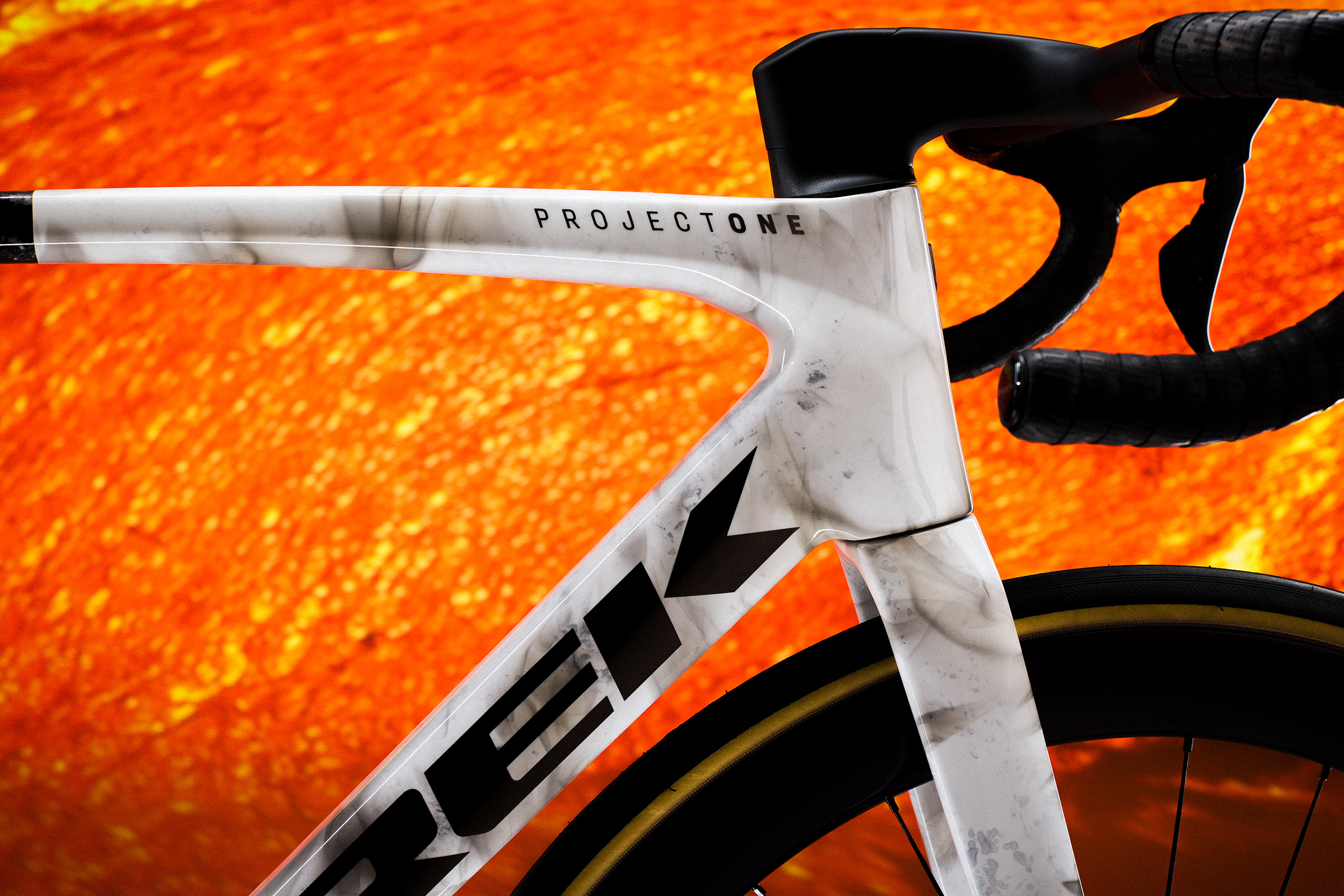 TK25-LAUNCH_MY25-Project-One-Terrestrial-Us-egeving-HT-lava_EDIT.jpg