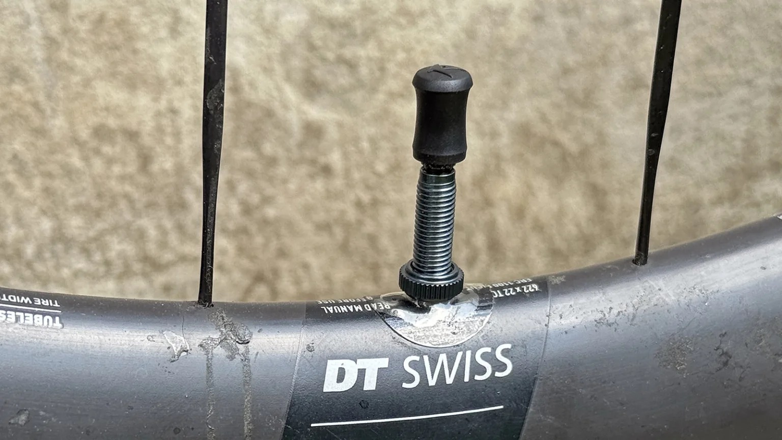 updated-Schwalbe-Aerothan-TPU-li (1).jpg