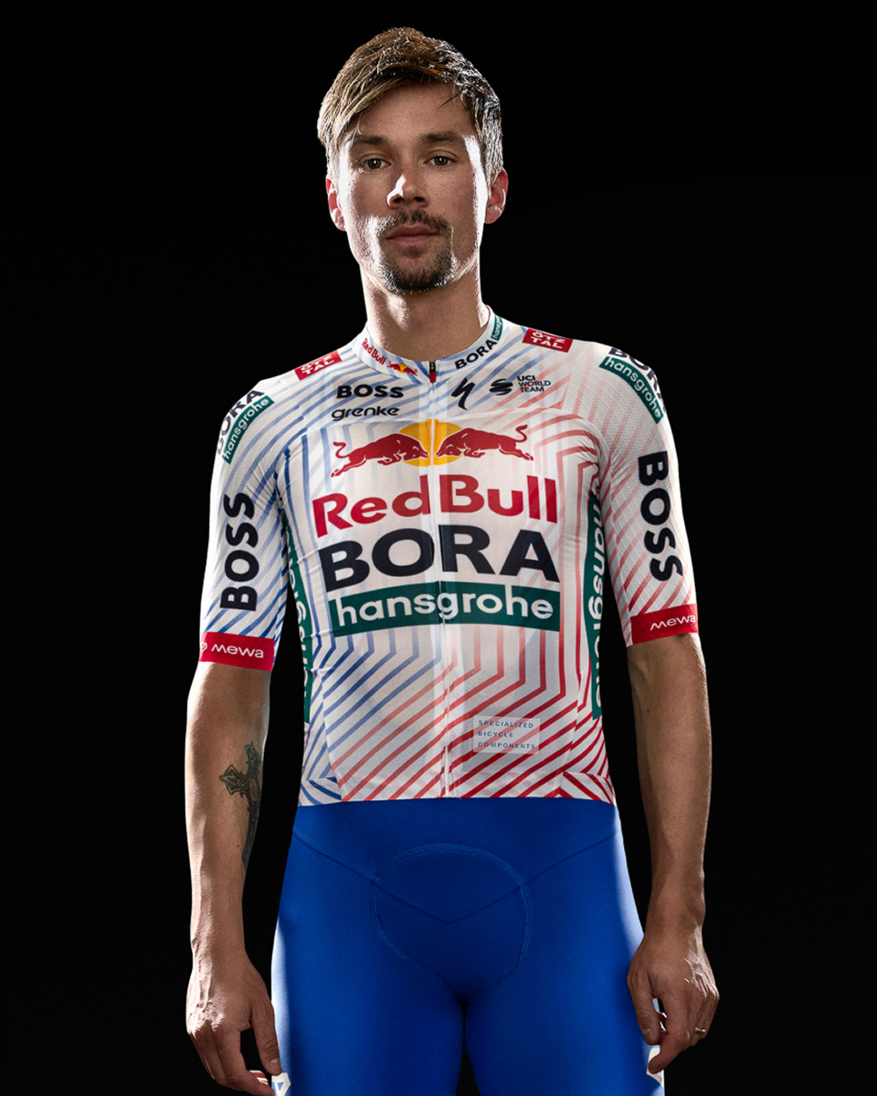 ROAD-9090_RBH-TdF_Social-07_4x5.jpg