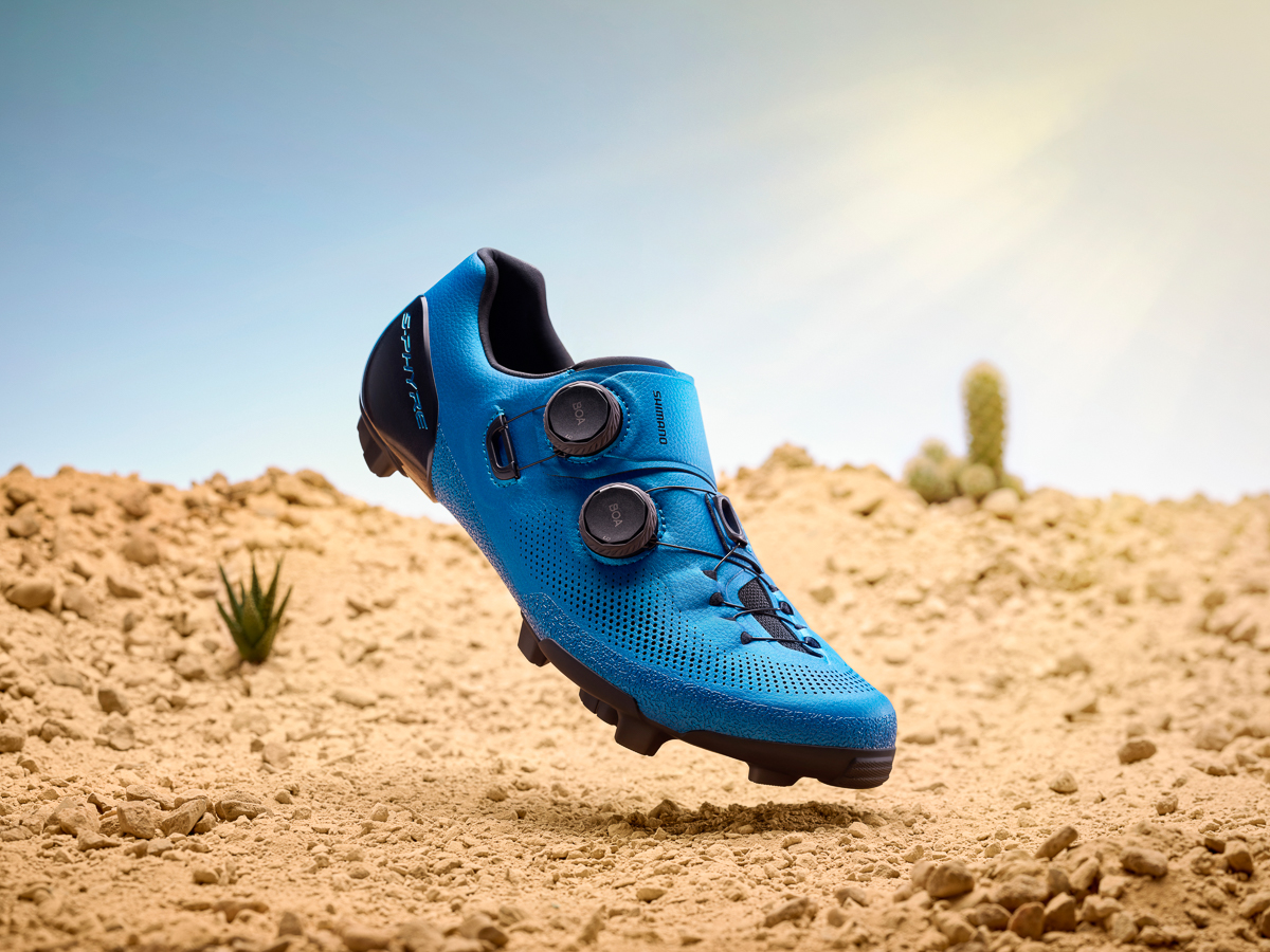 RX910 Blu Spotlight 001 E80585.jpg