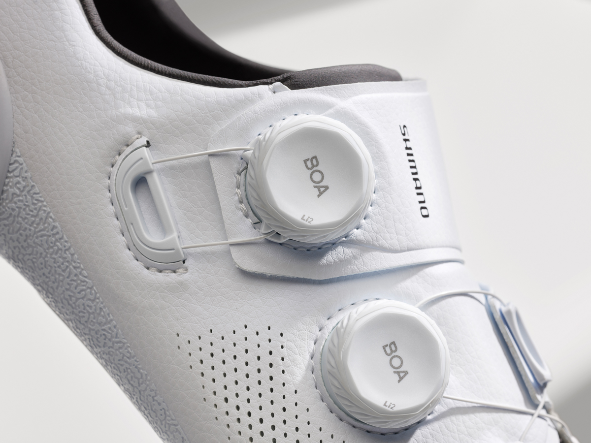 RX910 Wht Spotlight 002 Bca0e1.jpg