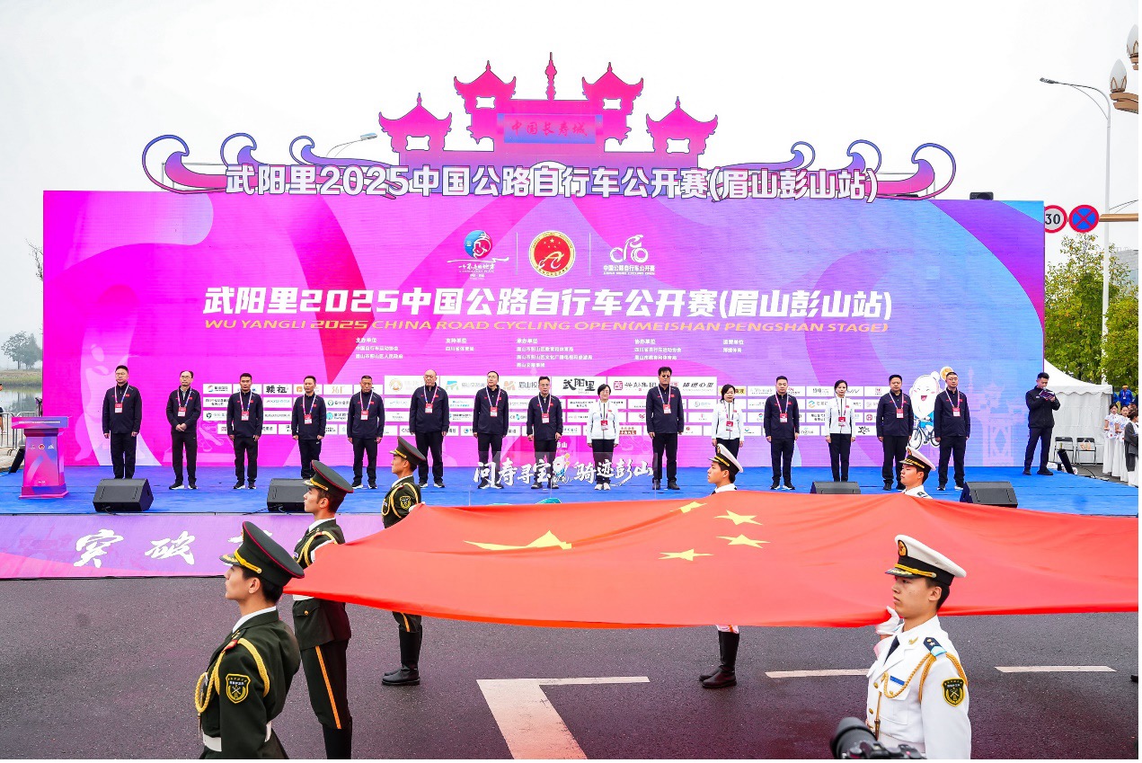 1762151935545489.jpg 4.jpg