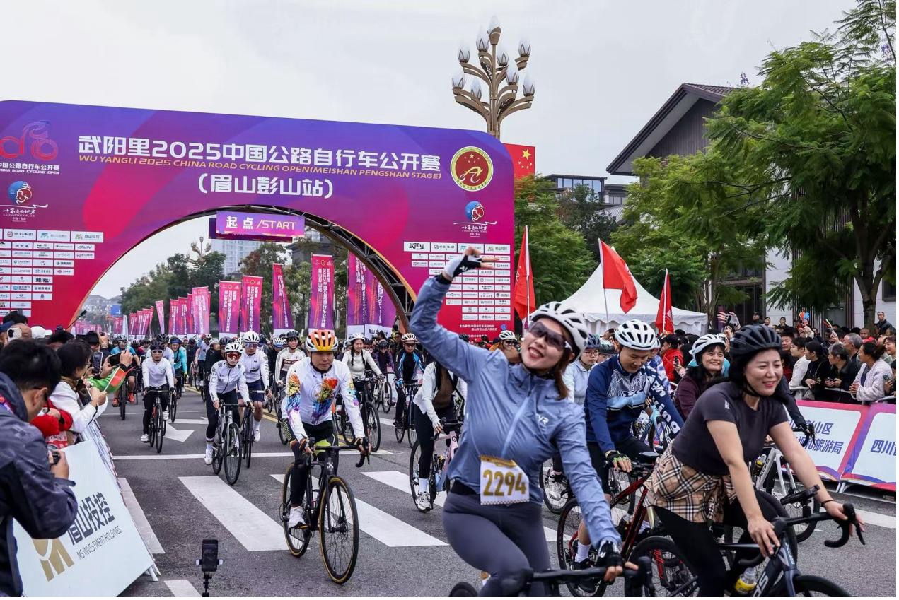 1762151963550585.jpg 6.jpg