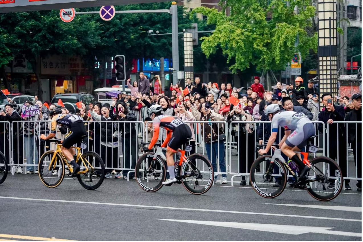 1762151973346379.jpg 8.jpg